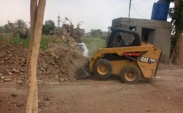الزينية بالأقصر تواصل تطوير البنية التحتية برصف الطرق وحملات نظافة مكثفة صور الزينية بالأقصر تواصل تطوير البنية التحتية برصف الطرق وحملات نظافة مكثفة صور