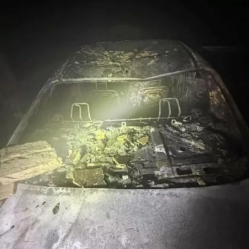 السيطرة على حريق سيارة ملاكي داخل جراج بالعباسية السيطرة على حريق سيارة ملاكي داخل جراج بالعباسية