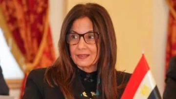 بعد رفض طعنها القصة الكاملة لأزمة وزيرة الثقافة في قضية الكتاب بعد رفض طعنها القصة الكاملة لأزمة وزيرة الثقافة في قضية الكتاب