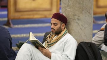 فضل التبكير إلى صلاة الجمعة.. لماذا تتسابق الملائكة في كتابة المصلين؟ فضل التبكير إلى صلاة الجمعة.. لماذا تتسابق الملائكة في كتابة المصلين؟