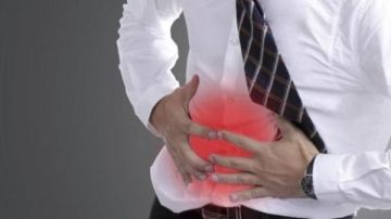 أعراض قرحة المعدة .. وهذه طرق العلاج أعراض قرحة المعدة .. وهذه طرق العلاج