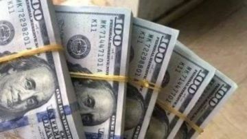 هبوط أمام الجنيه.. سعر الدولار الآن في البنوك هبوط أمام الجنيه.. سعر الدولار الآن في البنوك