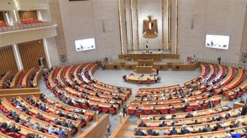 قرار جمهوري بفض دور الانعقاد الأول لمجلس النواب قرار جمهوري بفض دور الانعقاد الأول لمجلس النواب