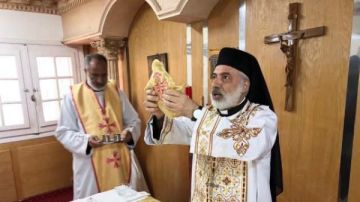 الأنبا باسيليوس يترأس قداس عيد القديسين يواقيم وحنة بالمنيا الجديدة الأنبا باسيليوس يترأس قداس عيد القديسين يواقيم وحنة بالمنيا الجديدة