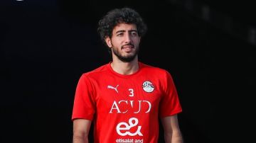 وليد عبداللطيف: محمد هاني الأفضل في كأس العالم.. وأثق في الفوز على الأرجنتين وليد عبداللطيف: محمد هاني الأفضل في كأس العالم.. وأثق في الفوز على الأرجنتين