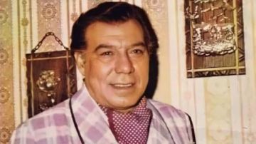 في ذكراه.. قصة حب فريد شوقي وهدى سلطان وطلاقهما بسبب رشدي أباظة في ذكراه.. قصة حب فريد شوقي وهدى سلطان وطلاقهما بسبب رشدي أباظة