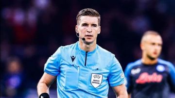 من نهائي يورو 2024 إلى قمة مصر والأرجنتين.. من هو الحكم الفرنسى فرانسوا ليتكسير ؟ من نهائي يورو 2024 إلى قمة مصر والأرجنتين.. من هو الحكم الفرنسى فرانسوا ليتكسير ؟