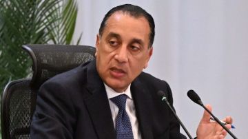 رسميا.. 3 أيام إجازة متتالية بقرار من رئيس الوزراء رسميا.. 3 أيام إجازة متتالية بقرار من رئيس الوزراء