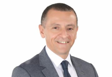 محافظ أسوان يتابع تشغيل عبارة السلام محافظ أسوان يتابع تشغيل عبارة السلام