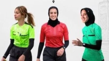 طاقم تحكيم مصري فى لقاء افتتاح بطولة شمال أفريقيا للسيدات تحت 17عاما