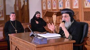 قداسة البابا تواضروس يهنئ الناجحين في الثانوية العامة قداسة البابا تواضروس يهنئ الناجحين في الثانوية العامة