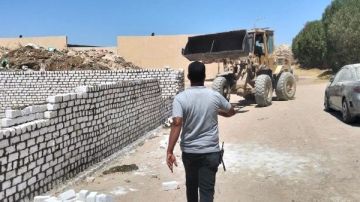 حي جنوب الغردقة يسترد 800 متر مربع من أملاك الدولة بالحجاز ويزيل مباني مخالفة في المهد