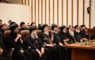 البابا تواضروس يناقش فرق لوجوس چونيور في مشروعاتهم الختامية صور