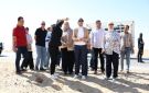 محافظ الوادي الجديد تتفقد موقع مشروع مجمع الصناعات الغذائية بطريق الخارجة أبو طرطور