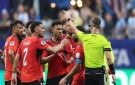 ليكيب الفرنسية: فيفا يراجع قرارات حكم مباراة مصر والأرجنتين - eg