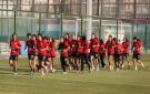منتخب الكرة النسائية يواصل تدريباته استعدادا للمشاركة في أمم إفريقيا 