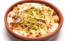 طريقة عمل أم علي بالقشطة.. وصفة كريمية بطعم المحلات في المنزل