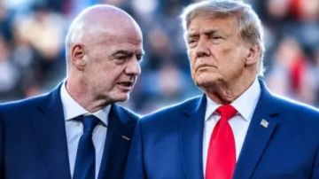 إنفانتينو يلجأ إلى ترامب لإنقاذ كرسي رئاسة الفيفا إنفانتينو يلجأ إلى ترامب لإنقاذ كرسي رئاسة الفيفا