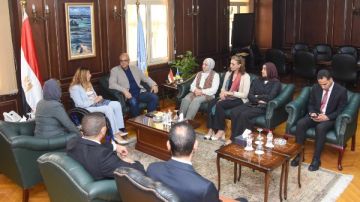 محافظ الإسكندرية تناقش الخدمات المقدمة للأشخاص ذوي الإعاقة محافظ الإسكندرية تناقش الخدمات المقدمة للأشخاص ذوي الإعاقة