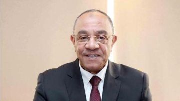 برلماني: زيارة الرئيس الصيني لمصر تعزز العلاقات وتفتح آفاقا جديدة للتنمية والاستثمار برلماني: زيارة الرئيس الصيني لمصر تعزز العلاقات وتفتح آفاقا جديدة للتنمية والاستثمار