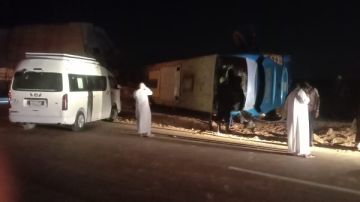 محافظ مطروح: تقديم الرعاية الطبية والعلاجية العاجلة لمصابي حادث محور الضبعة روض الفرج محافظ مطروح: تقديم الرعاية الطبية والعلاجية العاجلة لمصابي حادث محور الضبعة روض الفرج