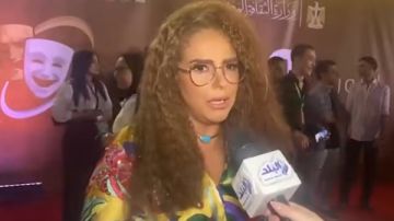 دنيا عبد العزيز: المسرح من أهم الفنون.. وتكشف تفاصيل مشاركتها في المداح 7 فيديو دنيا عبد العزيز: المسرح من أهم الفنون.. وتكشف تفاصيل مشاركتها في المداح 7 فيديو