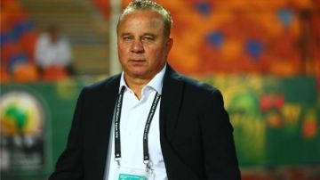 شوقي غريب يقترب من قيادة المنتخب الأوليمبي شوقي غريب يقترب من قيادة المنتخب الأوليمبي
