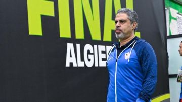 معتمد جمال يحفز لاعبي الزمالك قبل مواجهة بتروجت معتمد جمال يحفز لاعبي الزمالك قبل مواجهة بتروجت