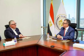 وزير التخطيط: الاقتصاد المصري سجل نموا 5.2 رغم التحديات العالمية وزير التخطيط: الاقتصاد المصري سجل نموا 5.2 رغم التحديات العالمية