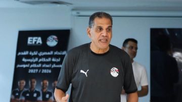 محاضرات نظرية وتدريبات عملية مكثفة في معسكر الحكام