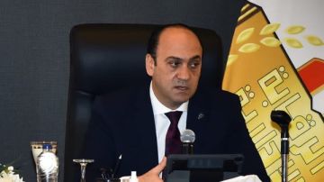 قرار جمهورى بتجديد تكليف عمرو عادل حسنى قائما بأعمال رئيس هيئة الرقابة الإدارية لمدة عام قرار جمهورى بتجديد تكليف عمرو عادل حسنى قائما بأعمال رئيس هيئة الرقابة الإدارية لمدة عام