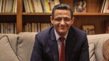قيد بشروط صارمة .. البلشي : إغلاق الباب أمام صحفيي المواقع الإلكترونية يهدد مستقبل المهنة قيد بشروط صارمة .. البلشي : إغلاق الباب أمام صحفيي المواقع الإلكترونية يهدد مستقبل المهنة