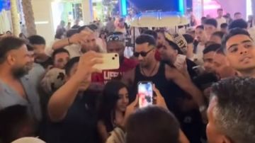 محمد رمضان يشعل الأجواء في الساحل أعملها إزاي دي محمد رمضان يشعل الأجواء في الساحل أعملها إزاي دي