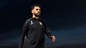 عرض عربي يهدد باستمرار محمود بنتايج مع الزمالك.. ماذا يحدث؟ عرض عربي يهدد باستمرار محمود بنتايج مع الزمالك.. ماذا يحدث؟