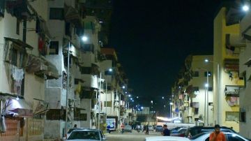 منظومة الإنارة.. محافظ بورسعيد يتابع ميدانيا أعمال تركيب الكشافات والأعمدة بحي الزهور و المناخ منظومة الإنارة.. محافظ بورسعيد يتابع ميدانيا أعمال تركيب الكشافات والأعمدة بحي الزهور و المناخ