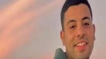 مصرع عروسين في حادث بالصف أثناء توجههما لقضاء شهر العسل مصرع عروسين في حادث بالصف أثناء توجههما لقضاء شهر العسل