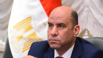 وزير العمل: أوشكنا على الانتهاء من تدشين منصة تشغيل مصر وزير العمل: أوشكنا على الانتهاء من تدشين منصة تشغيل مصر