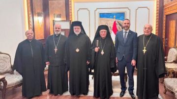 البطريرك يوسف العبسي يصل القاهرة في زيارة رعوية البطريرك يوسف العبسي يصل القاهرة في زيارة رعوية