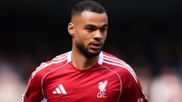 ليفربول يحسم موقفه من رحيل جاكبو ليفربول يحسم موقفه من رحيل جاكبو