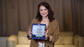 صدى البلد يكرم مروة عبدالمنعم عن دورها في مسرحية سما صدى البلد يكرم مروة عبدالمنعم عن دورها في مسرحية سما