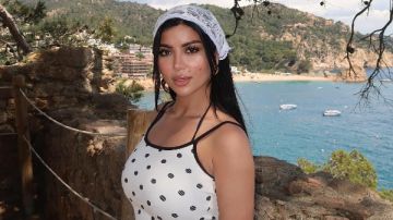 بعد تصدرها التريند.. كارولين عزمي تحسم حقيقة أول أجر لها في التمثيل بعد تصدرها التريند.. كارولين عزمي تحسم حقيقة أول أجر لها في التمثيل