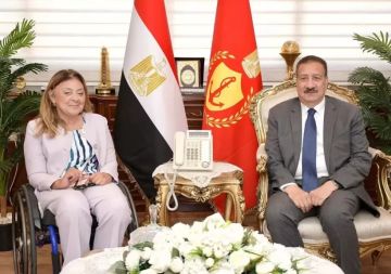 المشرف العام على القومي للأشخاص ذوي الإعاقة ومحافظ بورسعيد يبحثان تسريع الخدمات وحل التحديات التي تواجه ذوي الإعاقة المشرف العام على القومي للأشخاص ذوي الإعاقة ومحافظ بورسعيد يبحثان تسريع الخدمات وحل التحديات التي تواجه ذوي الإعاقة