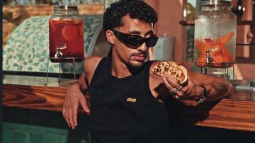 مغني الراب فليكس يستعد لإشعال الساحل الشمالي بحفل غنائي