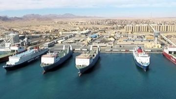 تداول 11 ألف طن بضائع عامة ومتنوعة بمواني البحر الأحمر تداول 11 ألف طن بضائع عامة ومتنوعة بمواني البحر الأحمر