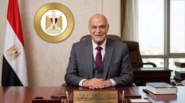 رئيس قضايا الدولة يهنئ الرئيس السيسي والشعب المصري بمناسبة ذكرى المولد النبوي الشريف رئيس قضايا الدولة يهنئ الرئيس السيسي والشعب المصري بمناسبة ذكرى المولد النبوي الشريف
