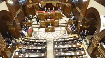 برلماني: وضع حجر أساس أول مصنع لأنظمة تخزين الطاقة يعكس قوة الصناعة المصرية برلماني: وضع حجر أساس أول مصنع لأنظمة تخزين الطاقة يعكس قوة الصناعة المصرية