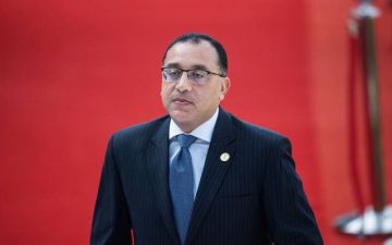 مدبولي يتابع تطوير الميناء الشرقي بمرسى مطروح مدبولي يتابع تطوير الميناء الشرقي بمرسى مطروح