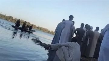 غرق طالبتين بعد اختلال توازنهما وسقوطهما داخل ترعة في مطاي بالمنيا غرق طالبتين بعد اختلال توازنهما وسقوطهما داخل ترعة في مطاي بالمنيا