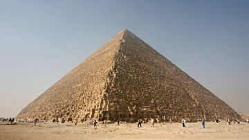 بعد 4600 عام.. العلم يحل لغز صمود هرم خوفو أمام الزلازل بعد 4600 عام.. العلم يحل لغز صمود هرم خوفو أمام الزلازل