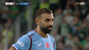 بمشاركة محمد صلاح.. طرابزون سبور يخسر برباعية أمام فيرينكفاروس ويتجه إلى دوري المؤتمر بمشاركة محمد صلاح.. طرابزون سبور يخسر برباعية أمام فيرينكفاروس ويتجه إلى دوري المؤتمر